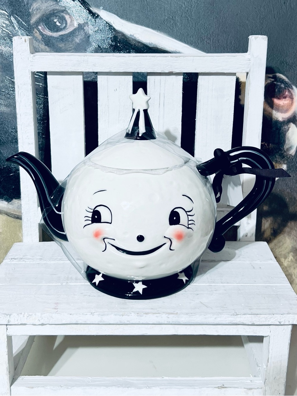 🔥 Johanna Parker Luna teapot Moon Face Carnival Cottage & Magenta collection NWT